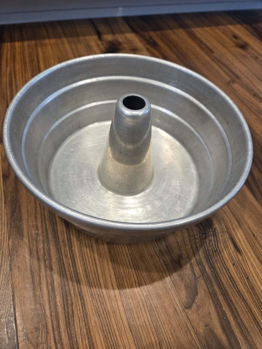 Wear Ever Re-Kul Pan-O-Cake Aluminum Angel Food Cake Pan Luker Cakes Urbana IL